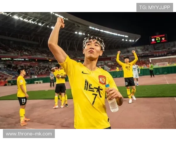 韦世豪精准射门引爆全场，球队士气大振